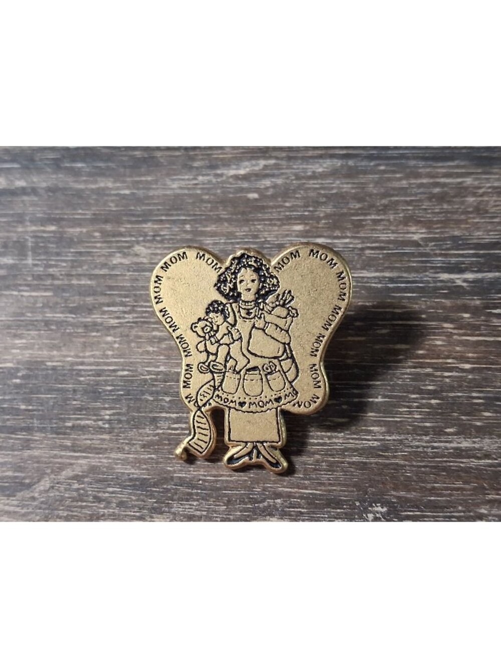 Vintage Mom Brooch Pin Gold Tone Multitasking Holding Baby Errand List Signed MC